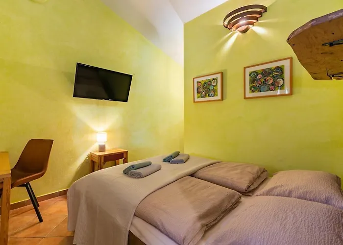 Truffle Baroness For 4-pool & Big Garden *